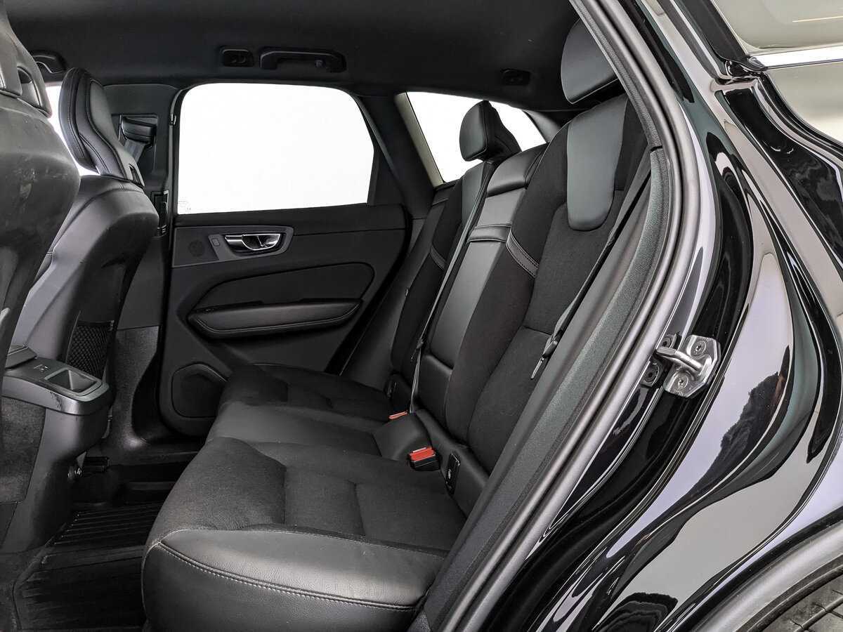 Volvo XC60 с пробегом — 2020 год. Фото: #17