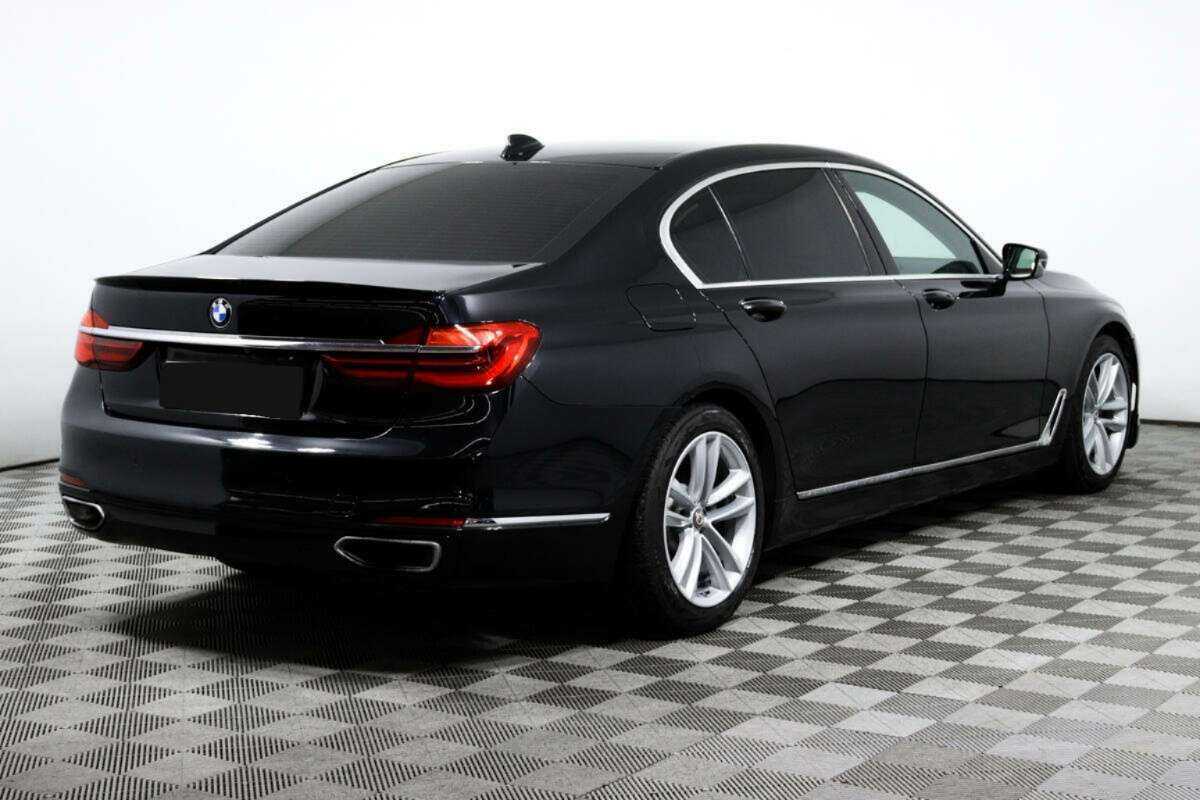 BMW 7 серии с пробегом — 2017 год. Фото: #4