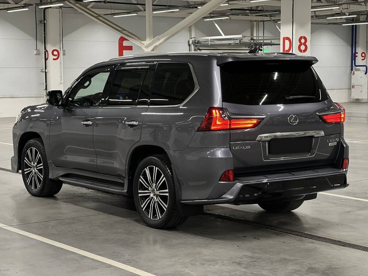 Lexus LX с пробегом — 2017 год. Фото: #6