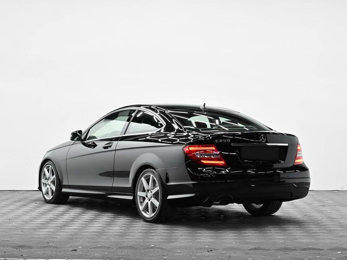 Mercedes-Benz C-Класс с пробегом — 2013 год. Фото: #2