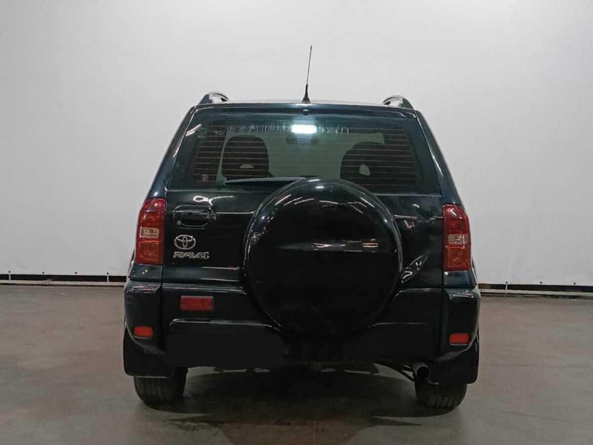 Toyota RAV4 с пробегом — 2005 год. Фото: #5