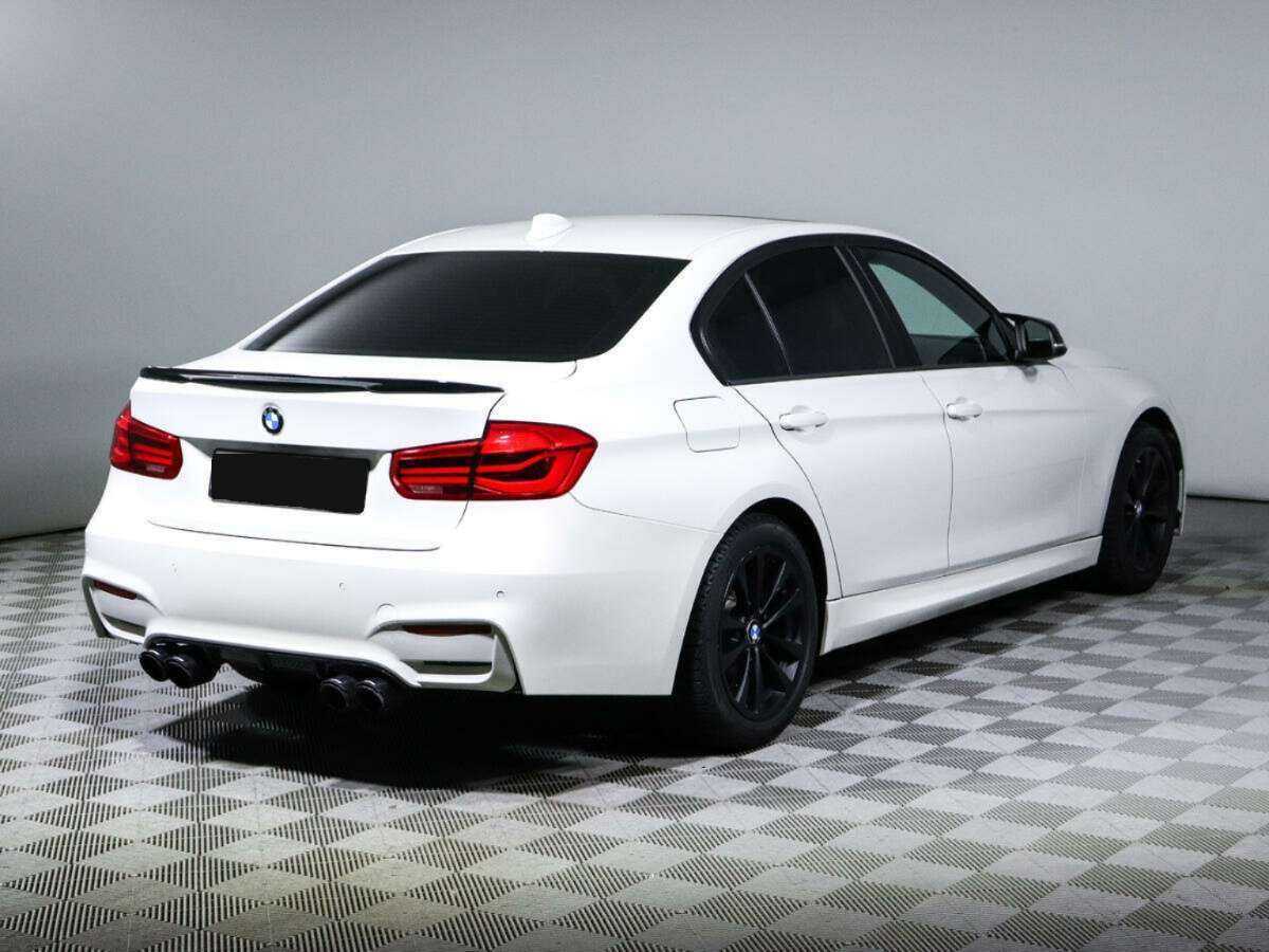 BMW 3 серии с пробегом — 2016 год. Фото: #3