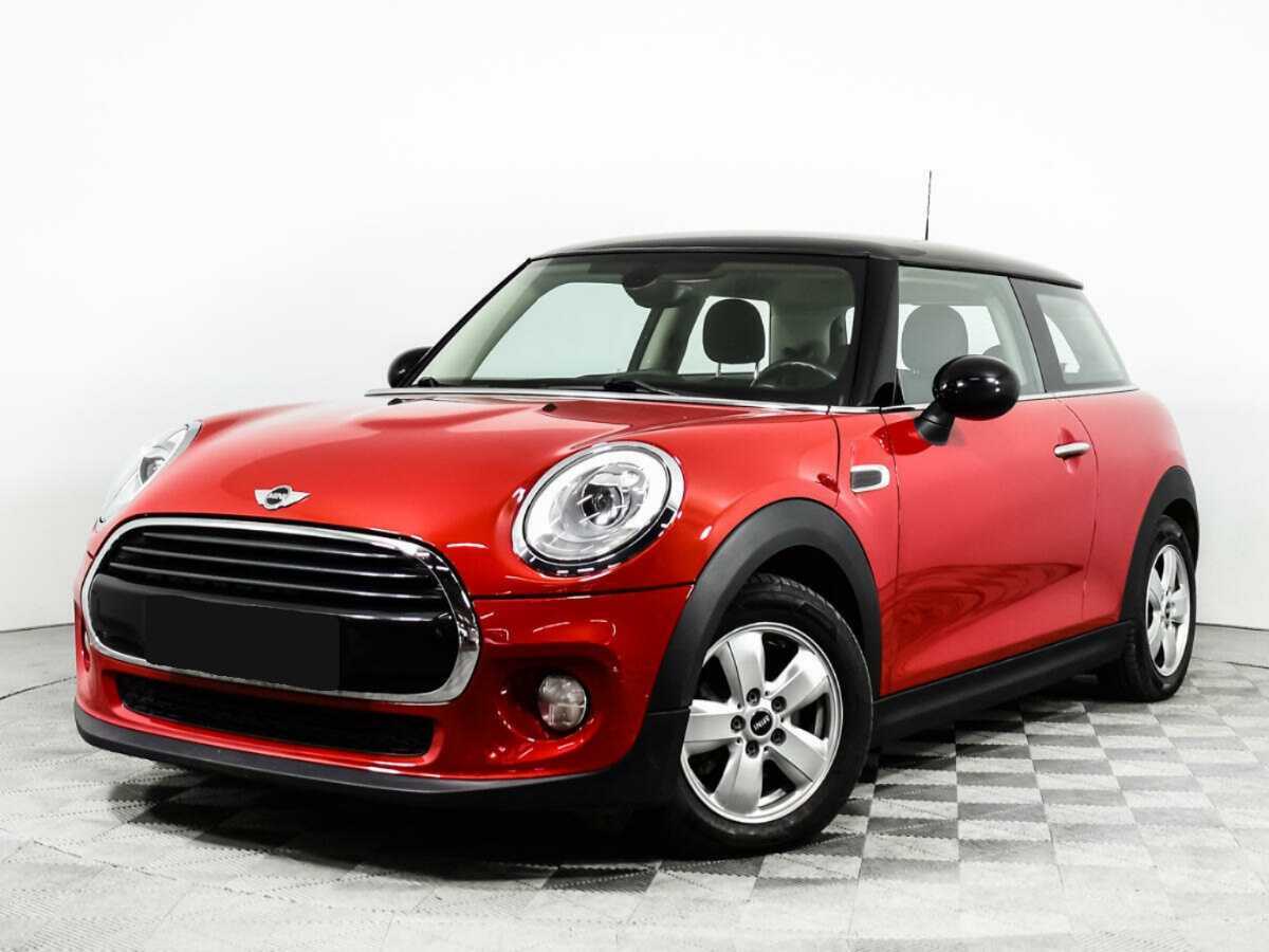 Mini Hatch с пробегом — 2016 год. Посмотреть фото