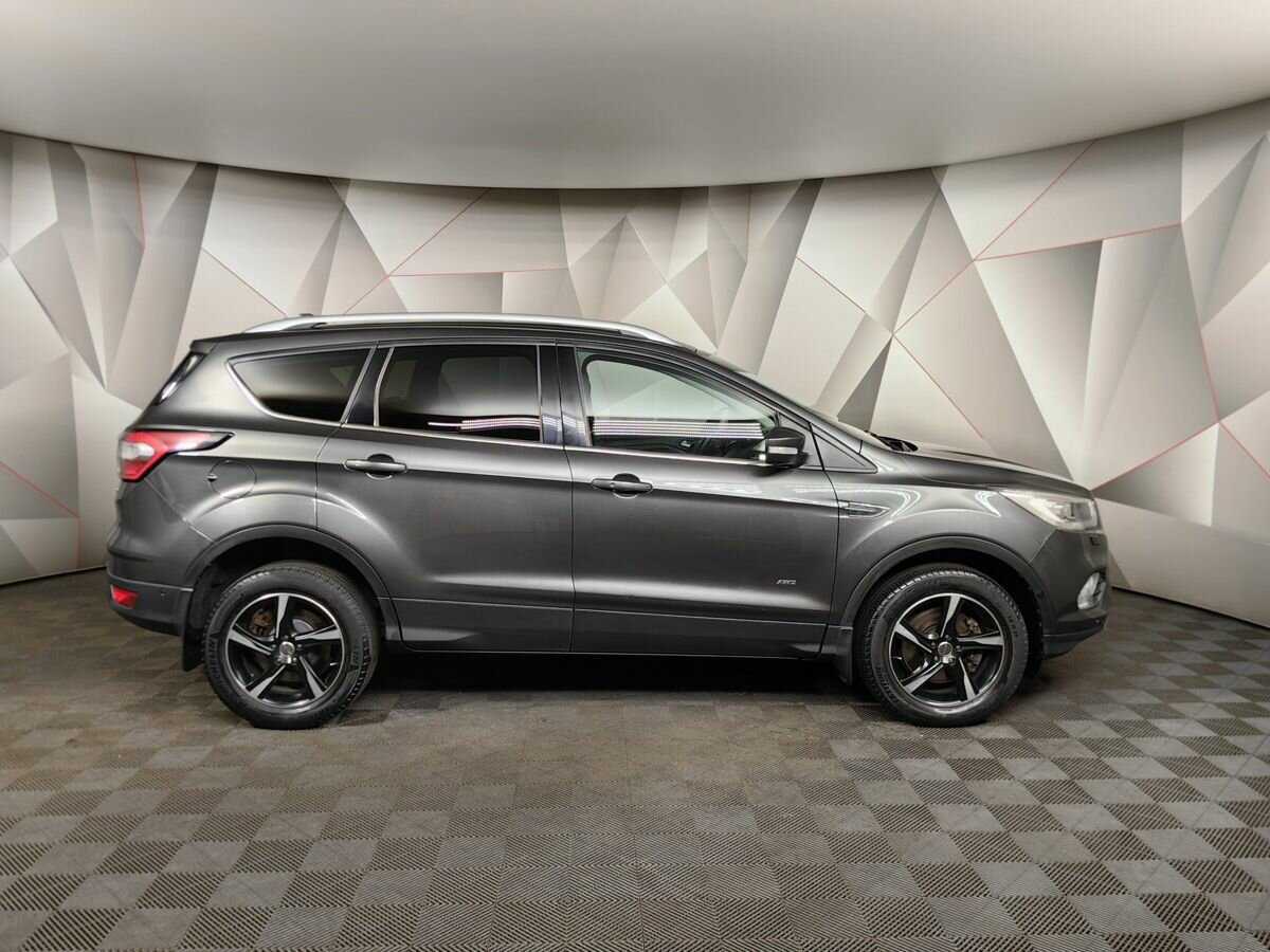 Ford Kuga с пробегом — 2017 год. Фото: #5
