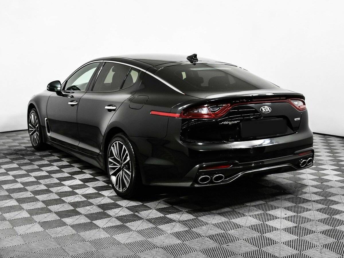 Kia Stinger с пробегом — 2018 год. Фото: #6