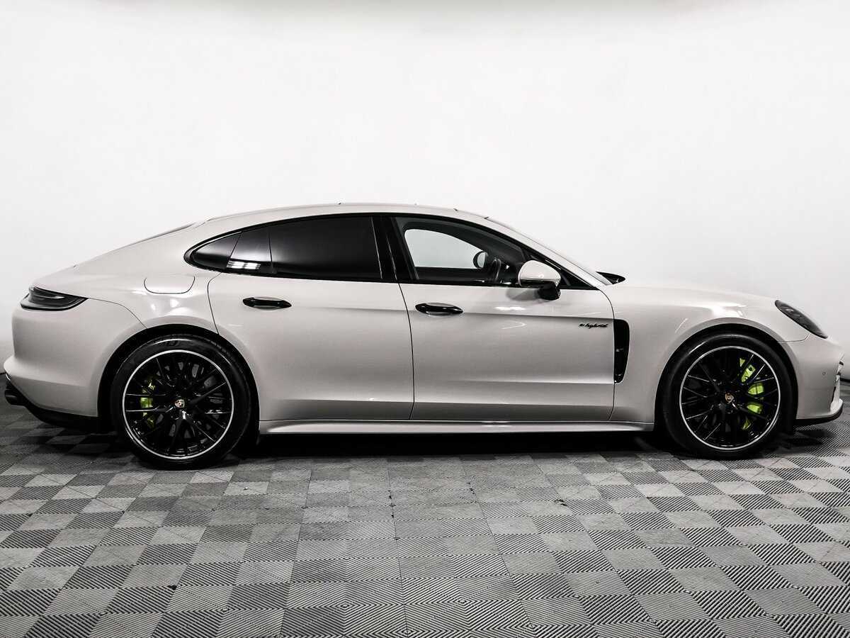 Porsche Panamera с пробегом — 2021 год. Фото: #3