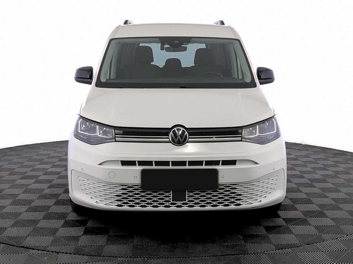 Volkswagen Caddy с пробегом — 2021 год. Фото: #1
