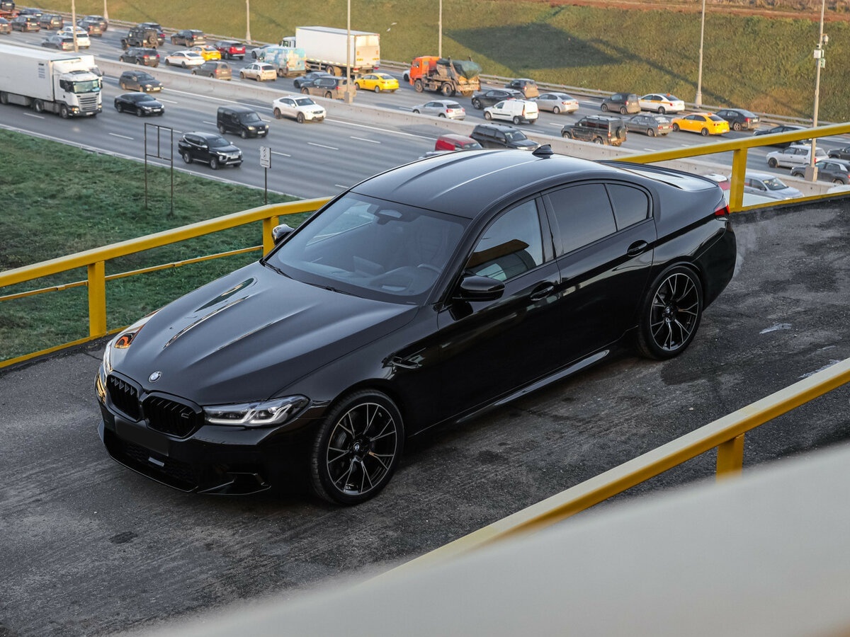 BMW M5 с пробегом — 2021 год. Фото: #5