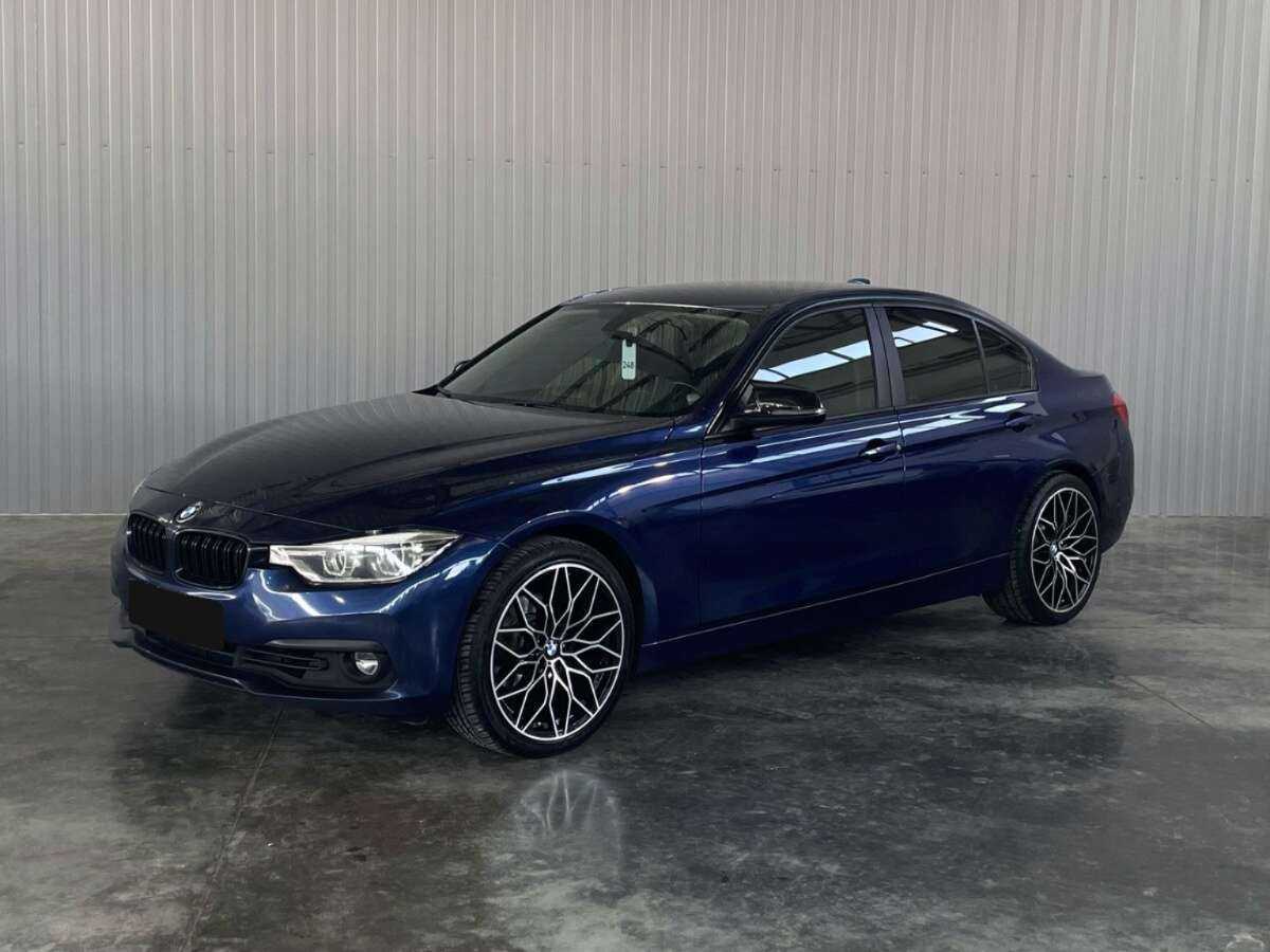 BMW 3 серии с пробегом — 2018 год. Посмотреть фото