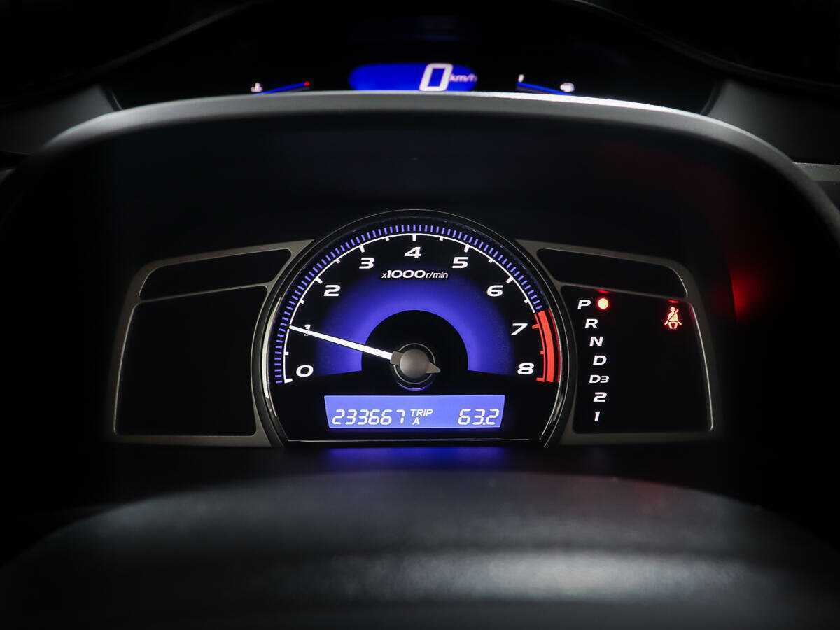 Honda Civic с пробегом — 2008 год. Фото: #13