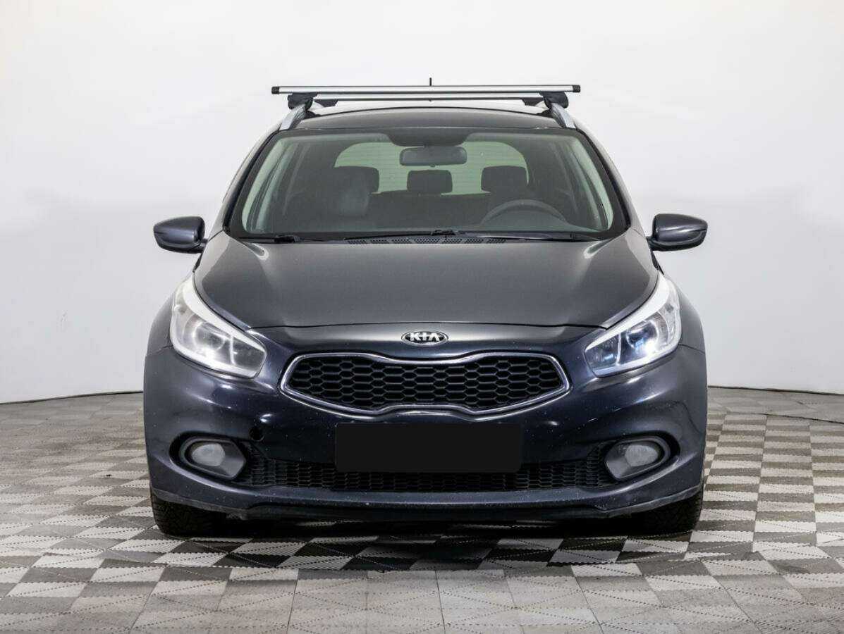 Kia Ceed с пробегом — 2013 год. Фото: #1