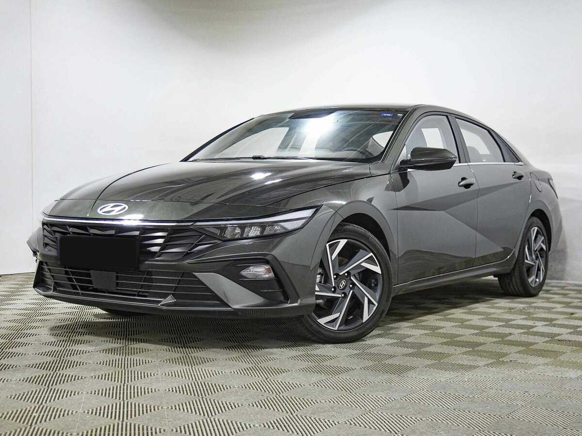 Hyundai Elantra с пробегом — 2023 год. Фото: #0