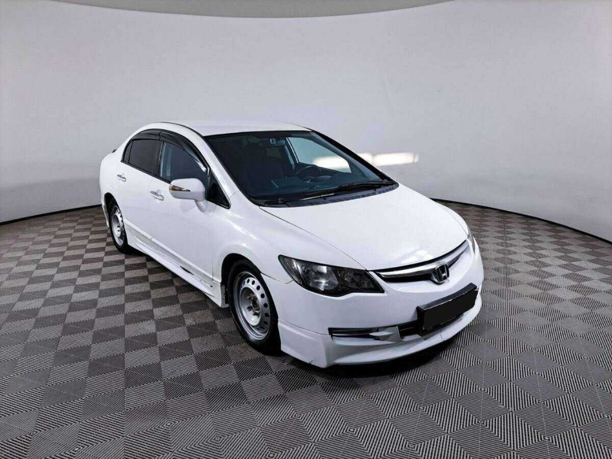 Honda Civic с пробегом — 2007 год. Фото: #2
