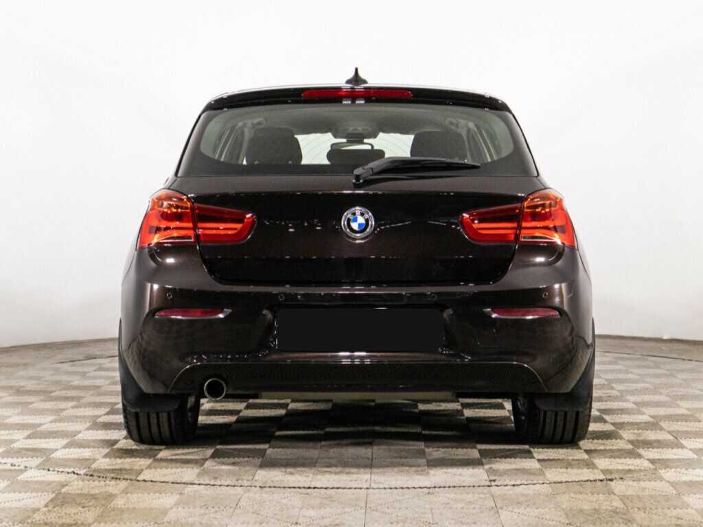 BMW 1 серии с пробегом — 2017 год. Фото: #5