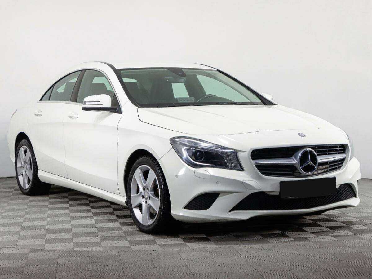 Mercedes-Benz CLA с пробегом — 2015 год. Фото: #2