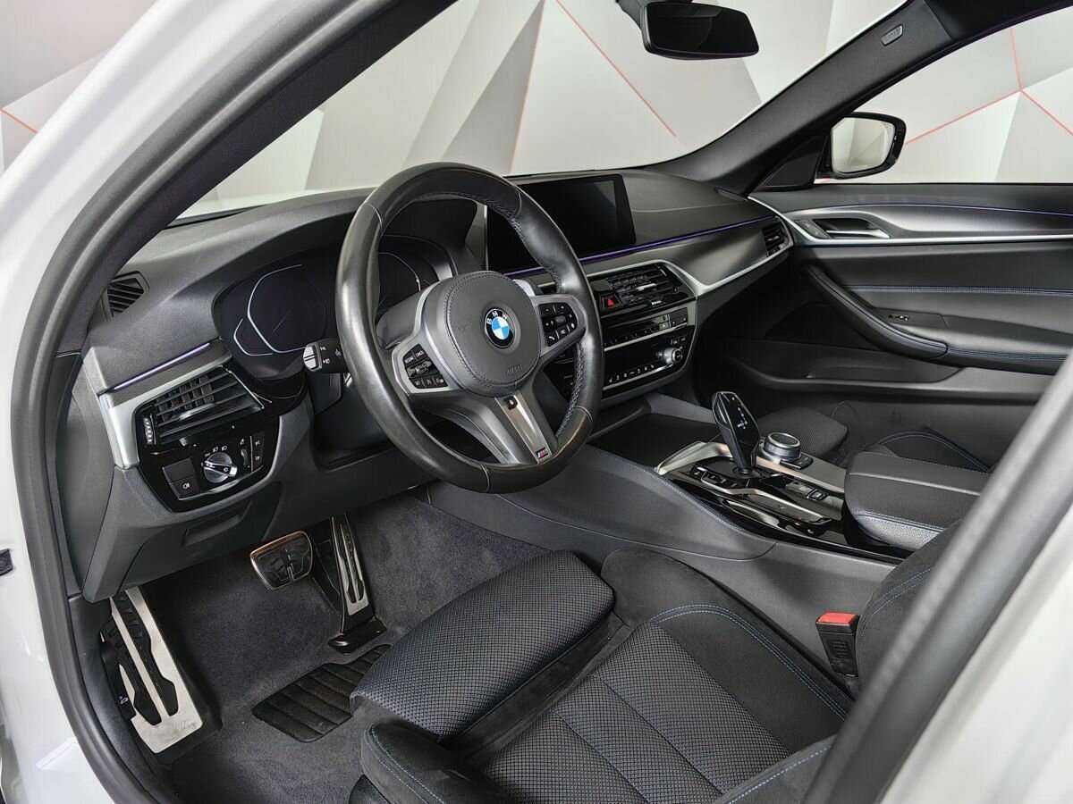 BMW 5 серии с пробегом — 2020 год. Фото: #13