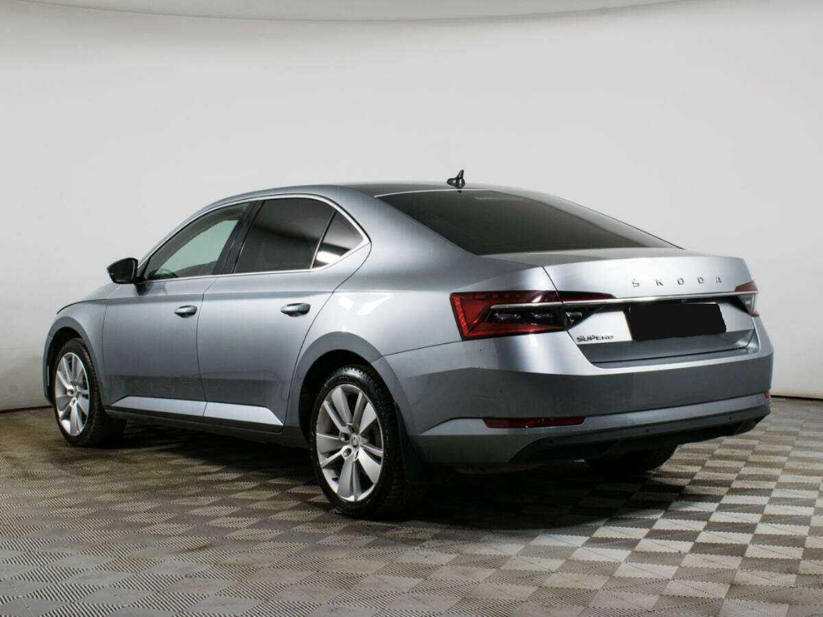 Skoda Superb с пробегом — 2019 год. Фото: #5