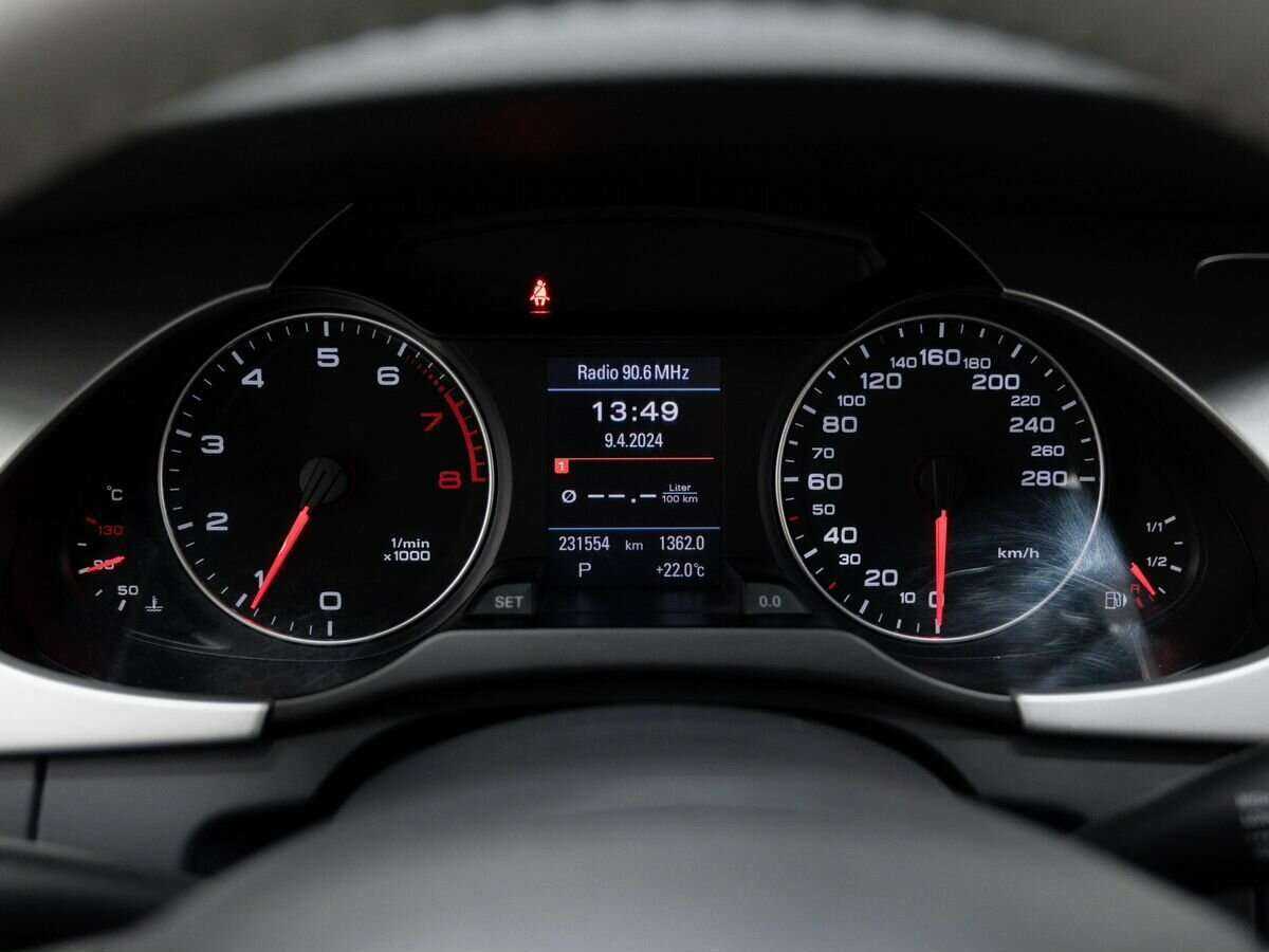 Audi A4 с пробегом — 2010 год. Фото: #20