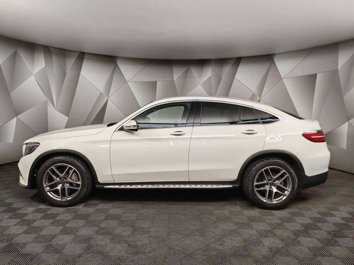 Mercedes-Benz GLC Coupe с пробегом — 2017 год. Фото: #4