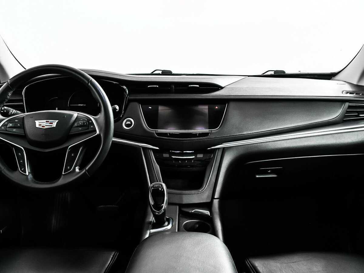 Cadillac XT5 с пробегом — 2016 год. Фото: #10