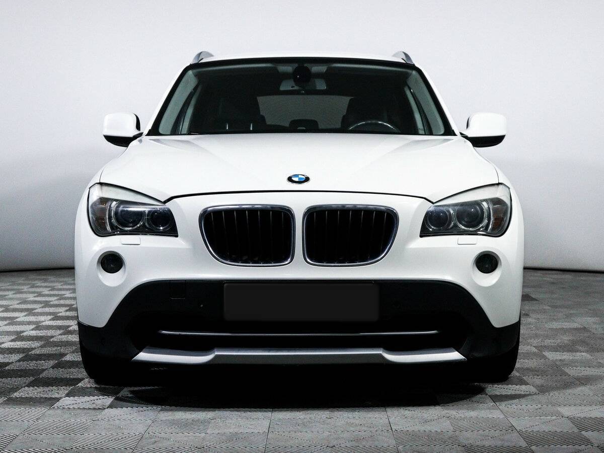 BMW X1 с пробегом — 2011 год. Фото: #1