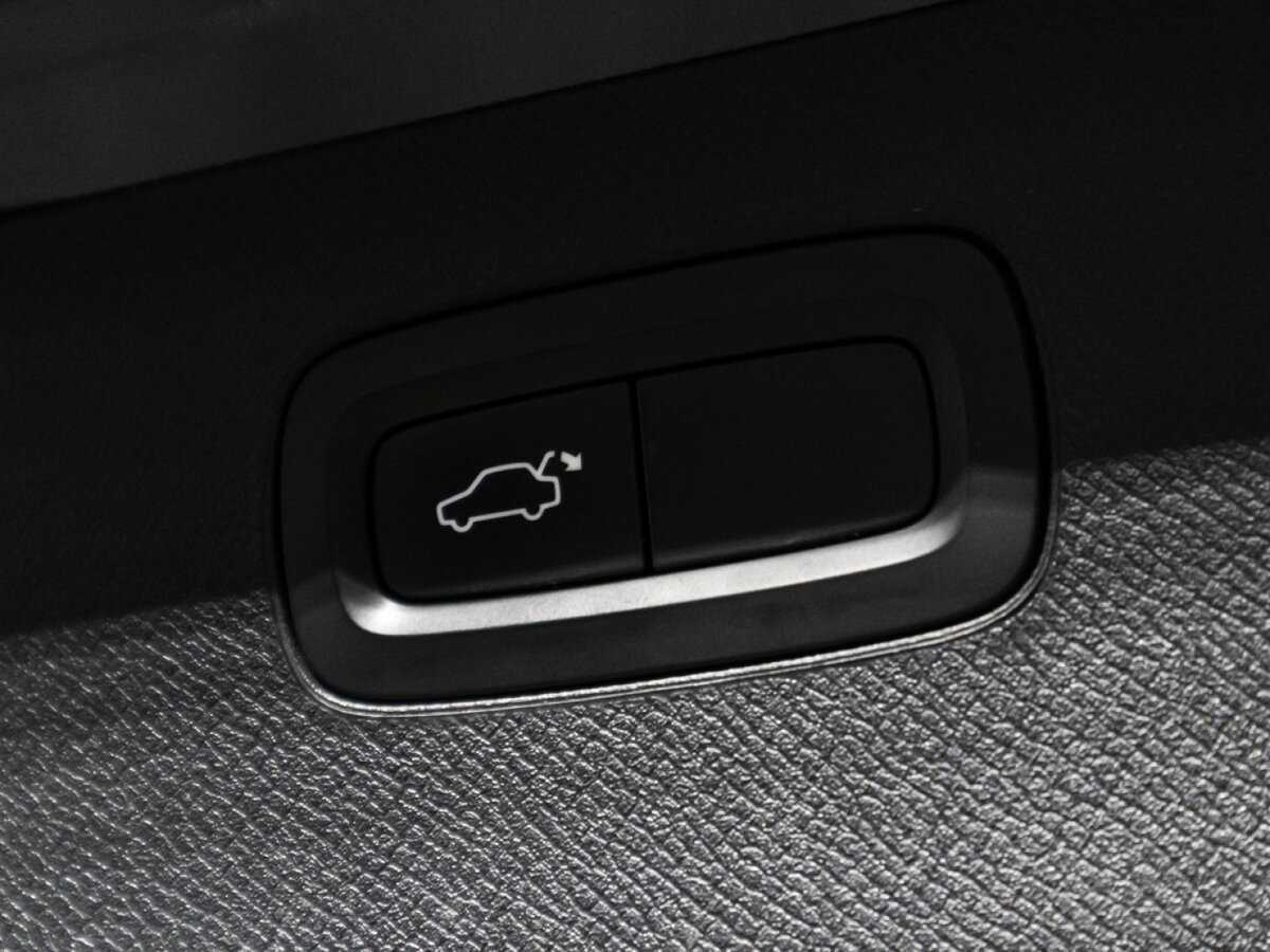 Volvo XC90 с пробегом — 2017 год. Фото: #15
