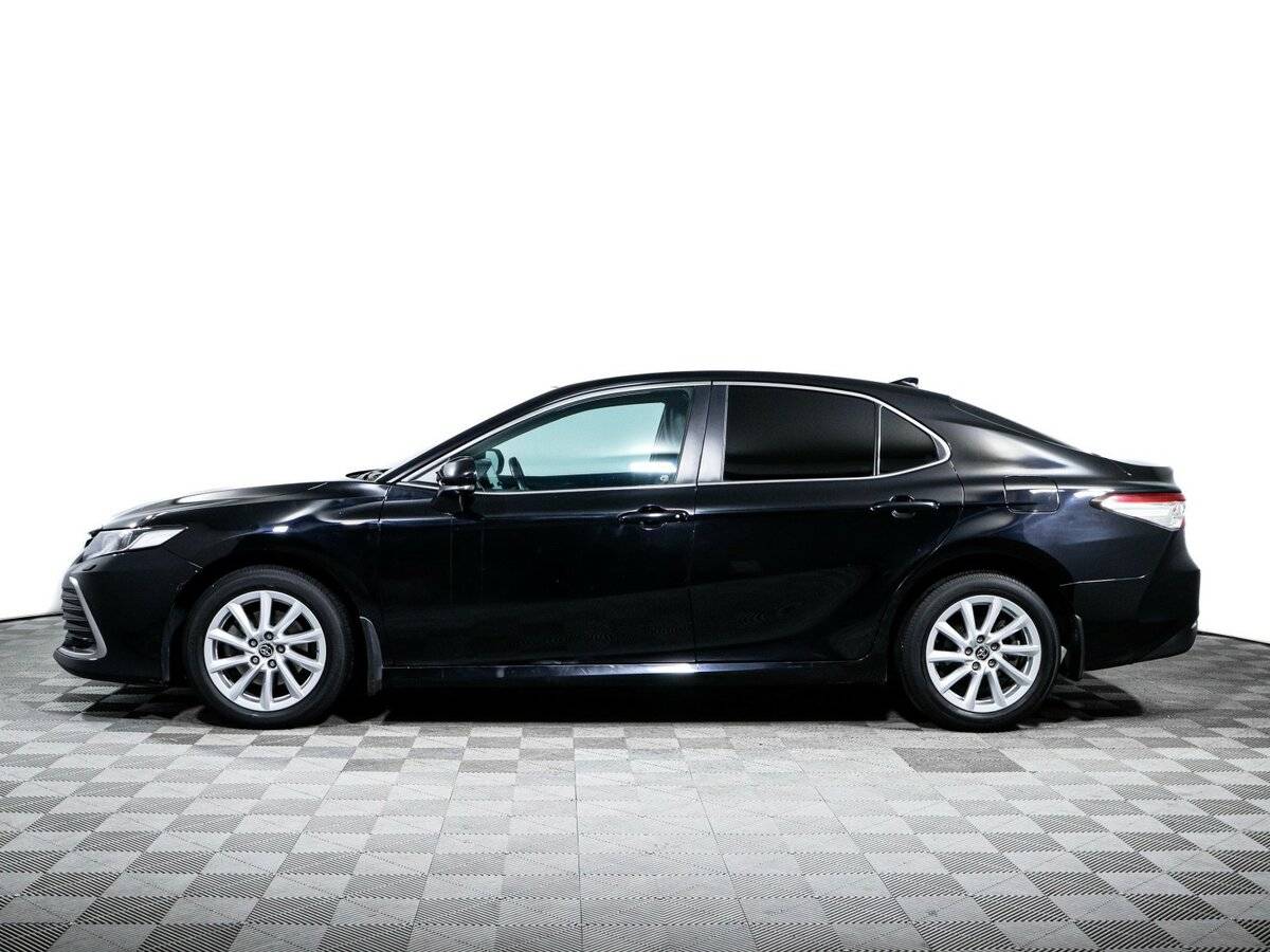 Toyota Camry с пробегом — 2021 год. Фото: #7