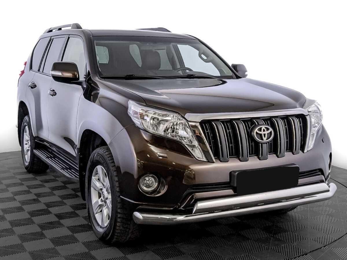 Toyota Land Cruiser Prado с пробегом — 2017 год. Фото: #2