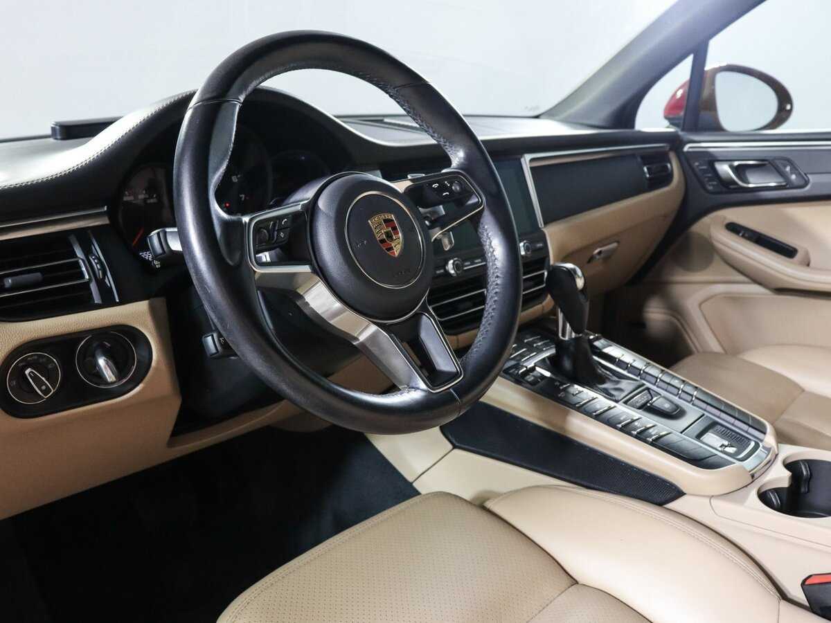 Porsche Macan с пробегом — 2019 год. Фото: #10