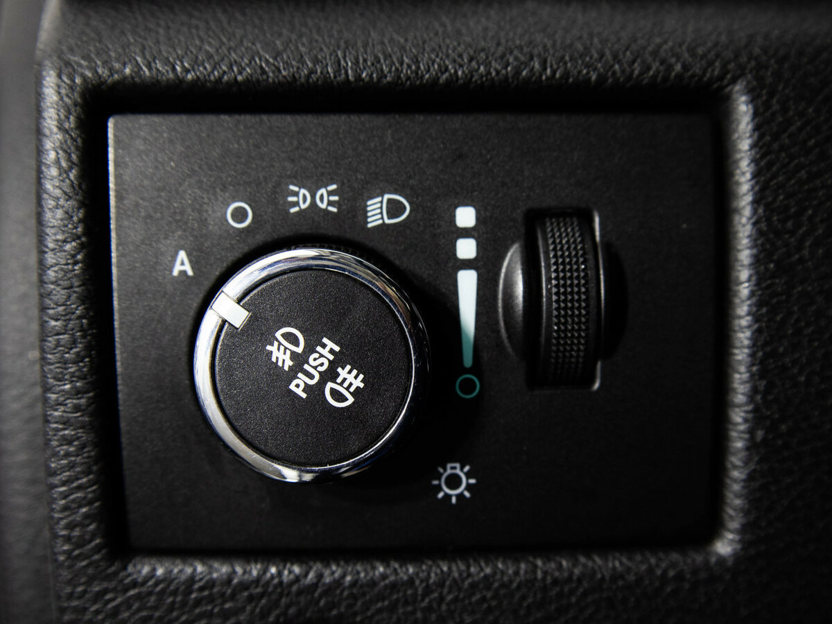 Jeep Grand Cherokee с пробегом — 2012 год. Фото: #15