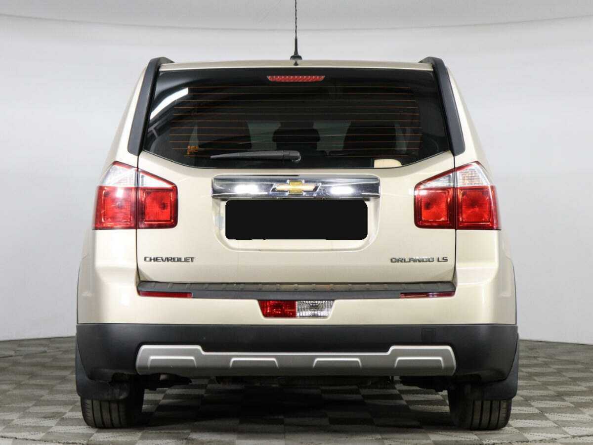 Chevrolet Orlando с пробегом — 2012 год. Фото: #5