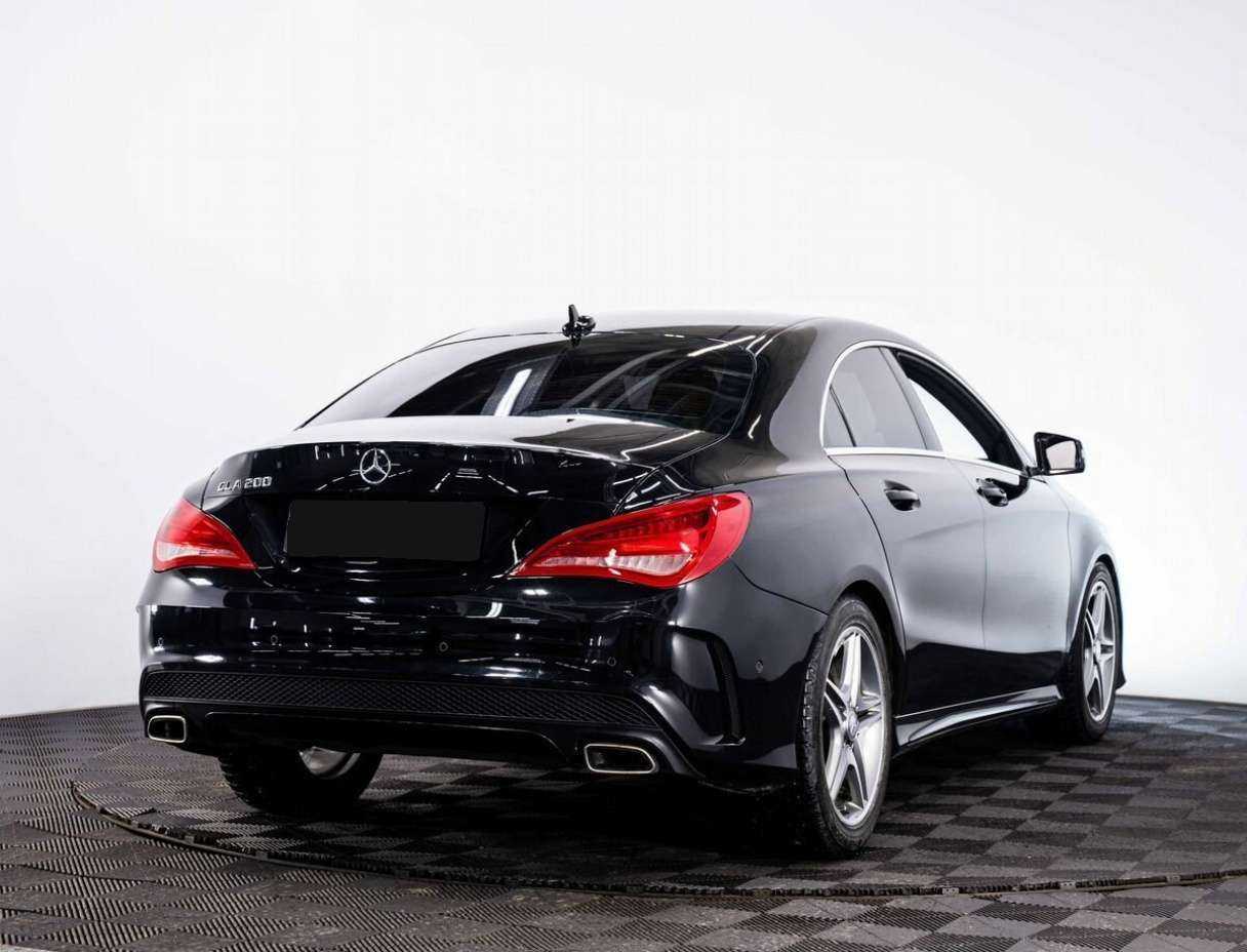 Mercedes-Benz CLA с пробегом — 2013 год. Фото: #5