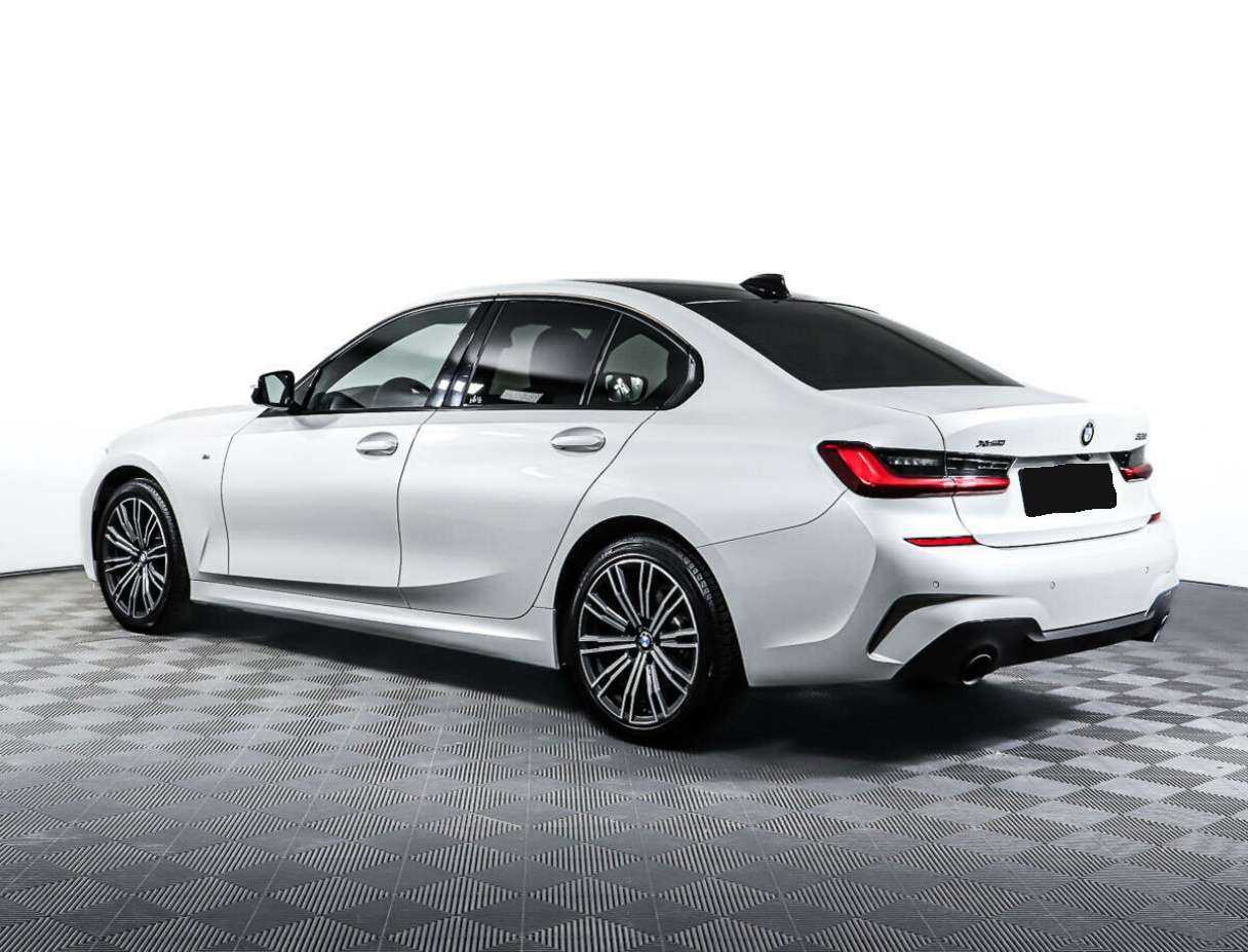 BMW 3 серии с пробегом — 2019 год. Фото: #6