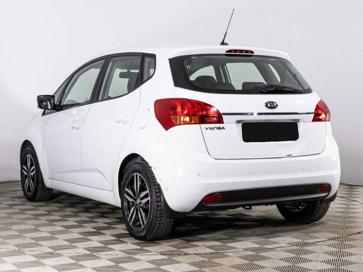 Kia Venga с пробегом — 2015 год. Фото: #6