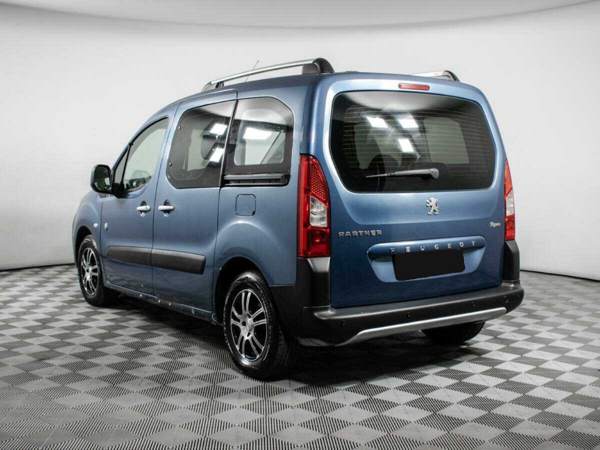 Peugeot Partner с пробегом — 2011 год. Фото: #6