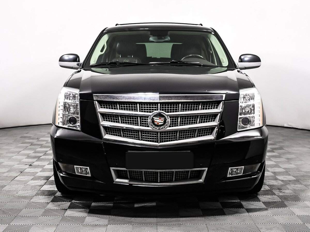 Cadillac Escalade с пробегом — 2013 год. Фото: #1