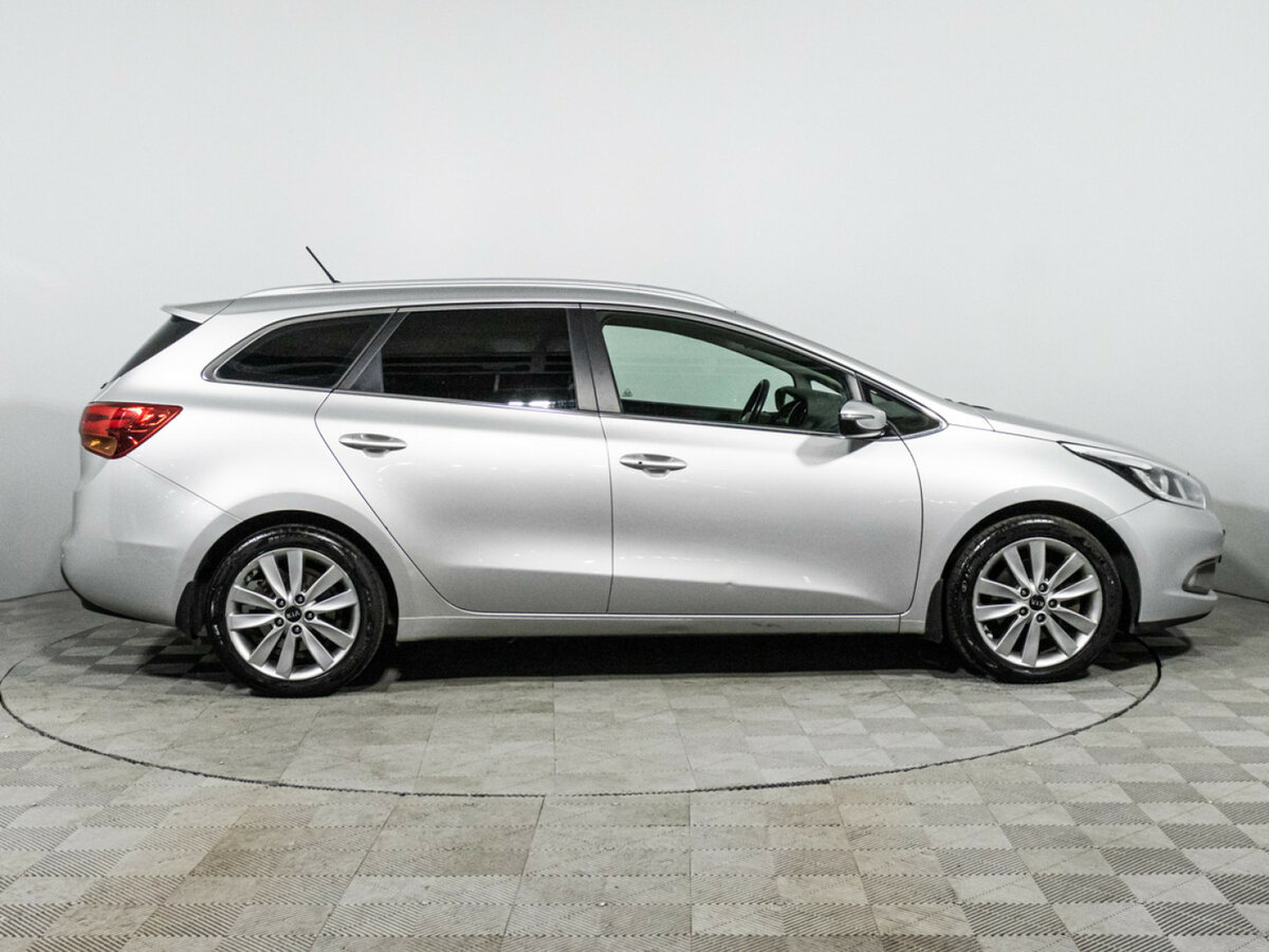 Kia Ceed с пробегом — 2015 год. Фото: #3