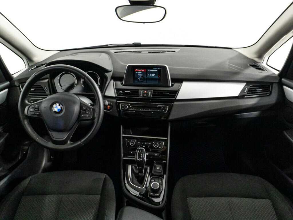 BMW 2 серии Active Tourer с пробегом — 2019 год. Фото: #12