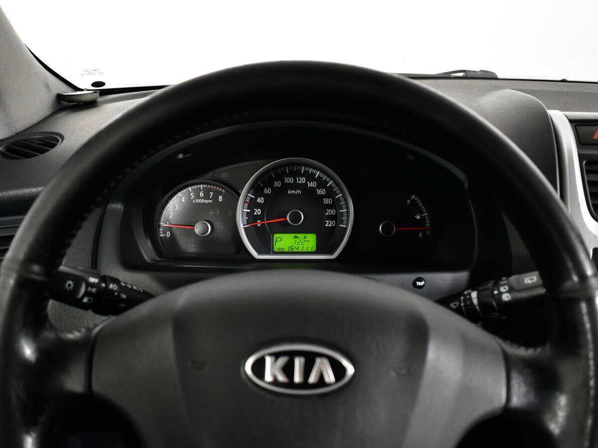 Kia Sportage с пробегом — 2010 год. Фото: #9