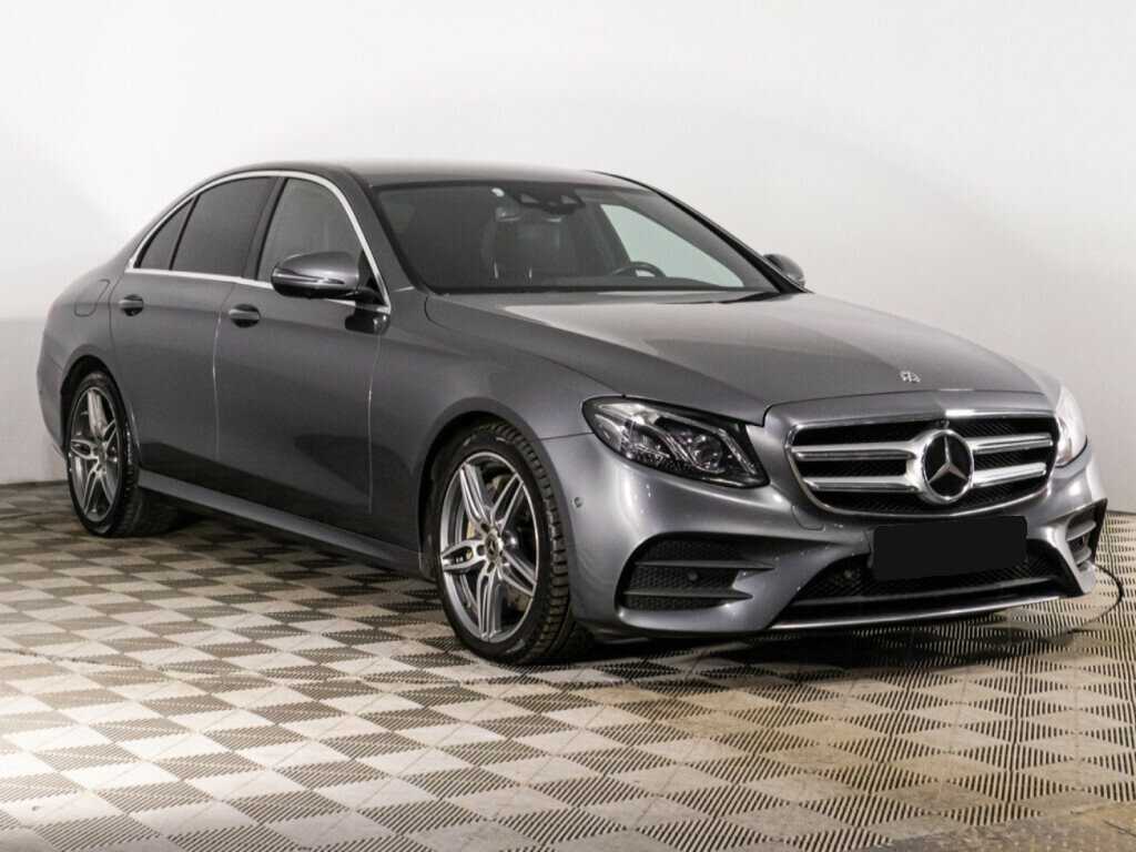 Mercedes-Benz E-Класс с пробегом — 2018 год. Фото: #2