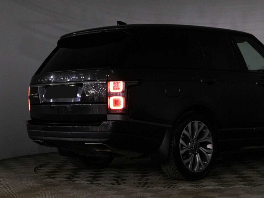 Land Rover Range Rover с пробегом — 2018 год. Фото: #31
