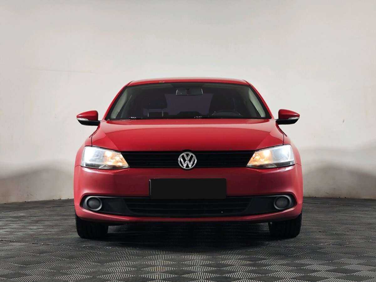 Volkswagen Jetta с пробегом — 2011 год. Фото: #1