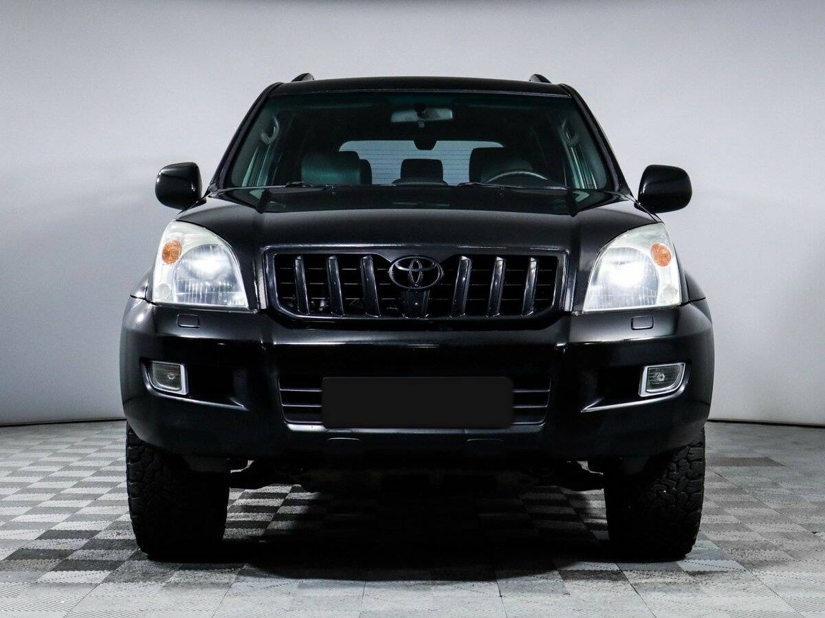 Toyota Land Cruiser Prado с пробегом — 2006 год. Фото: #1