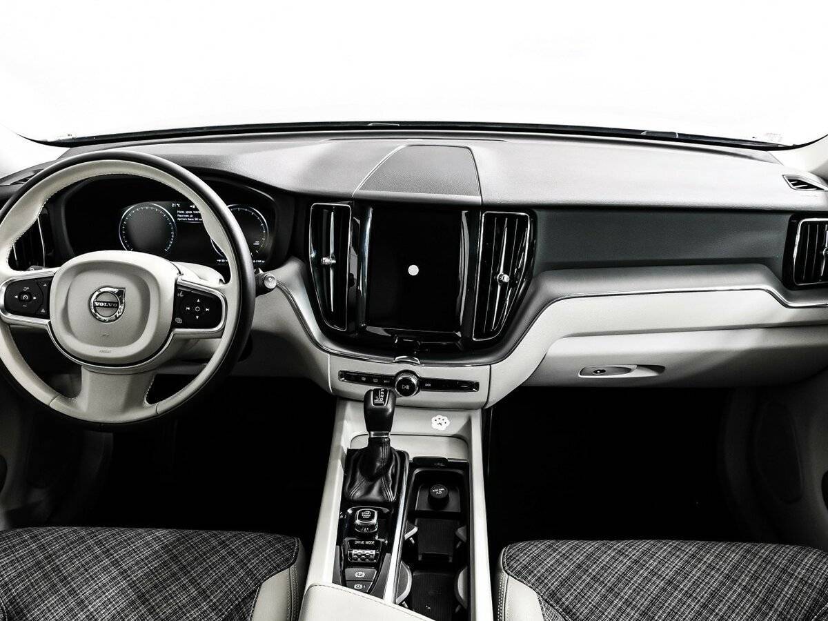 Volvo XC60 с пробегом — 2020 год. Фото: #10