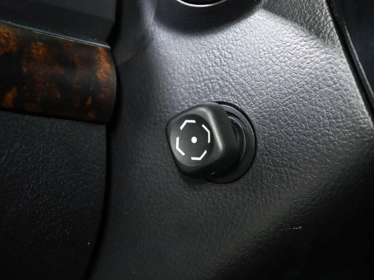 Toyota Land Cruiser с пробегом — 2008 год. Фото: #17