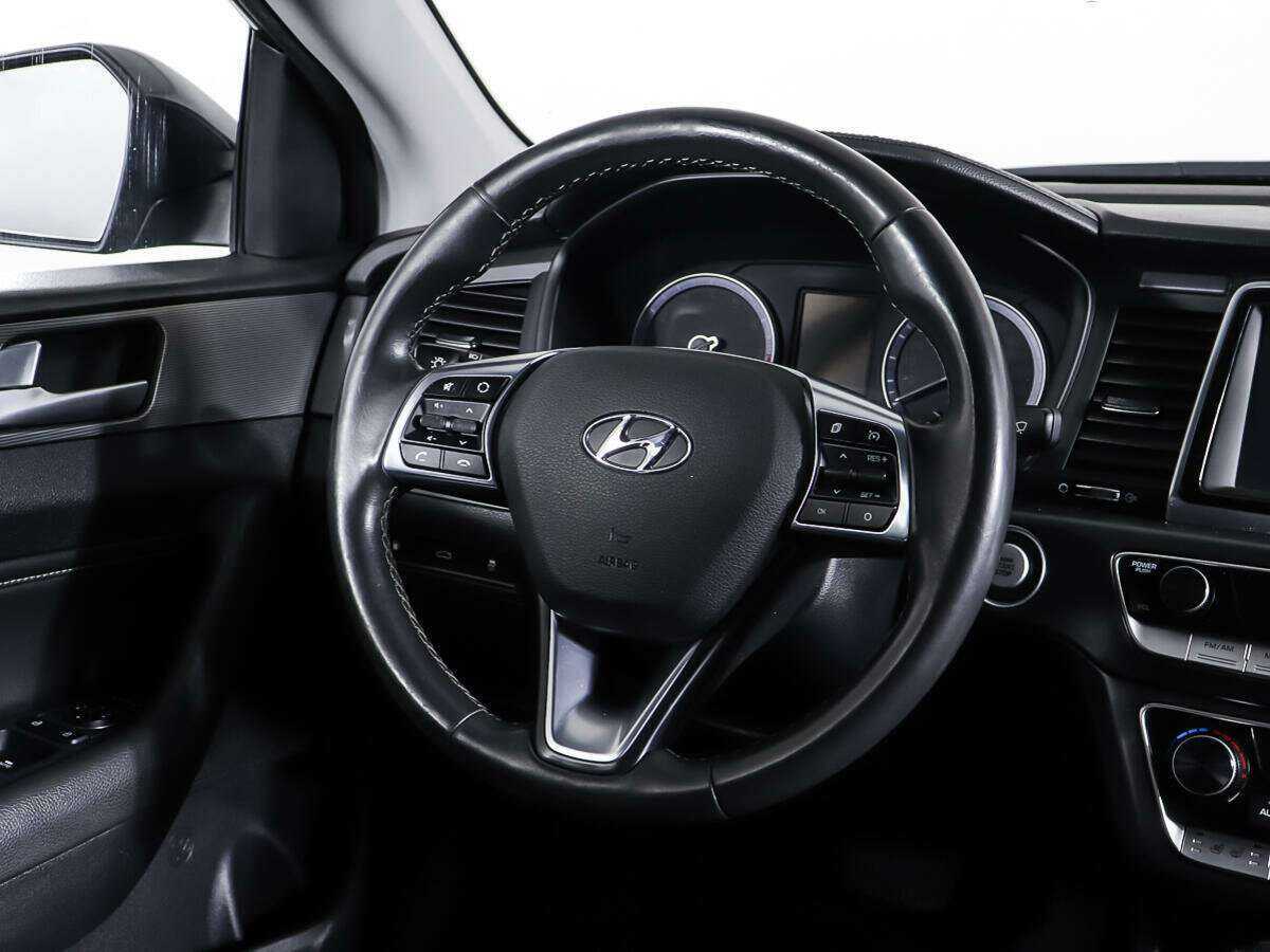 Hyundai Sonata с пробегом — 2017 год. Фото: #14
