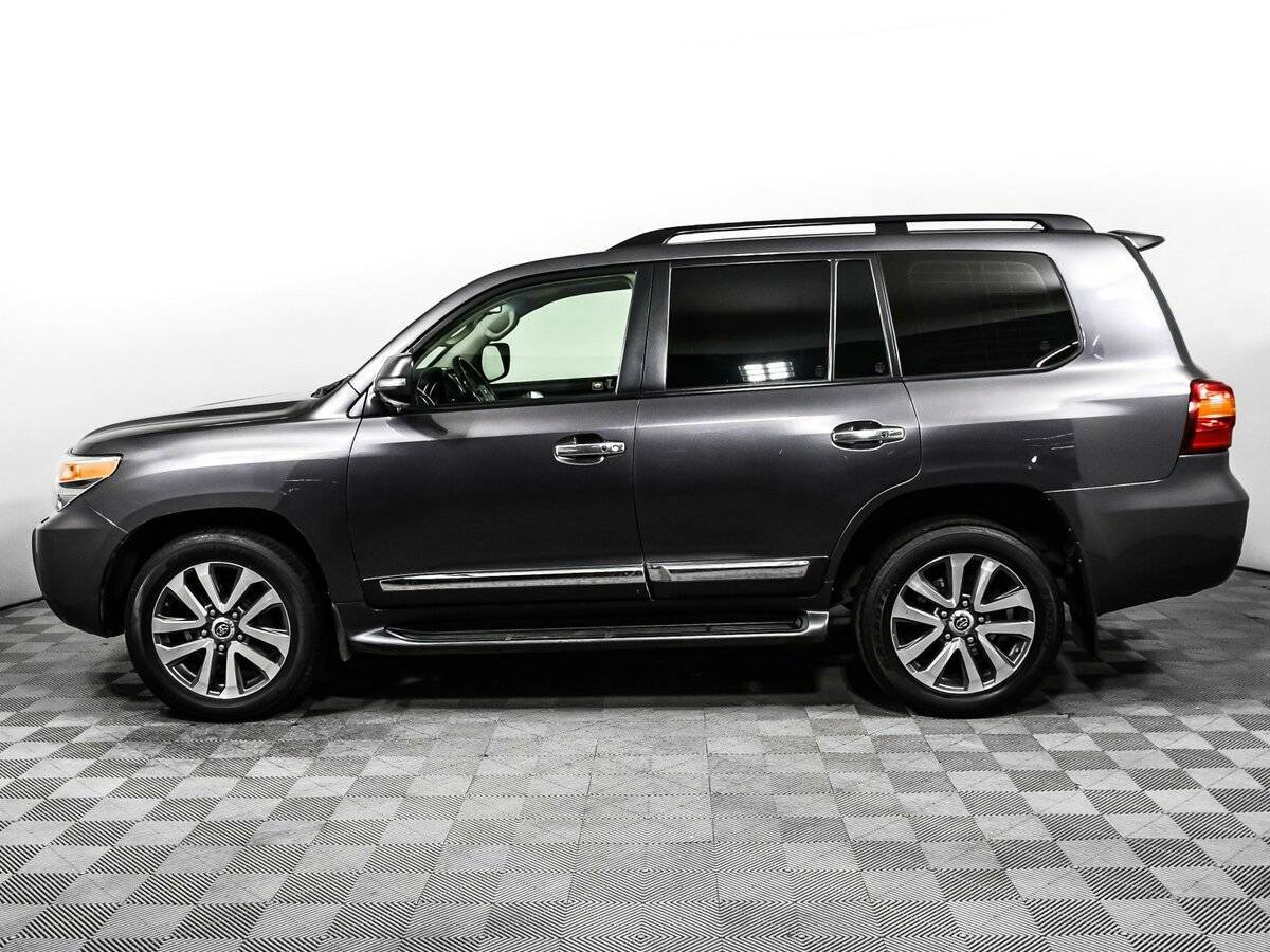 Toyota Land Cruiser с пробегом — 2015 год. Фото: #7