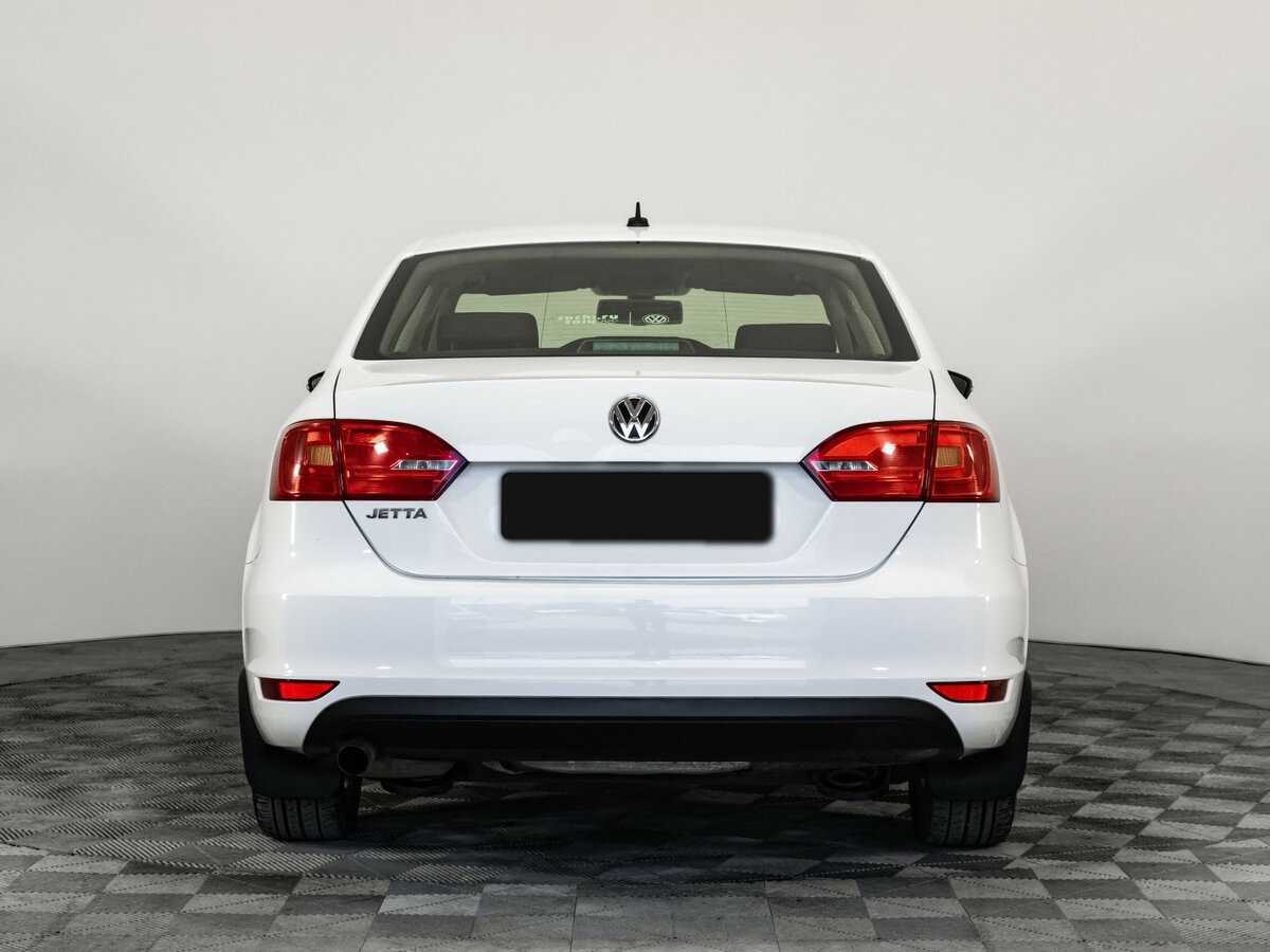 Volkswagen Jetta с пробегом — 2013 год. Фото: #4
