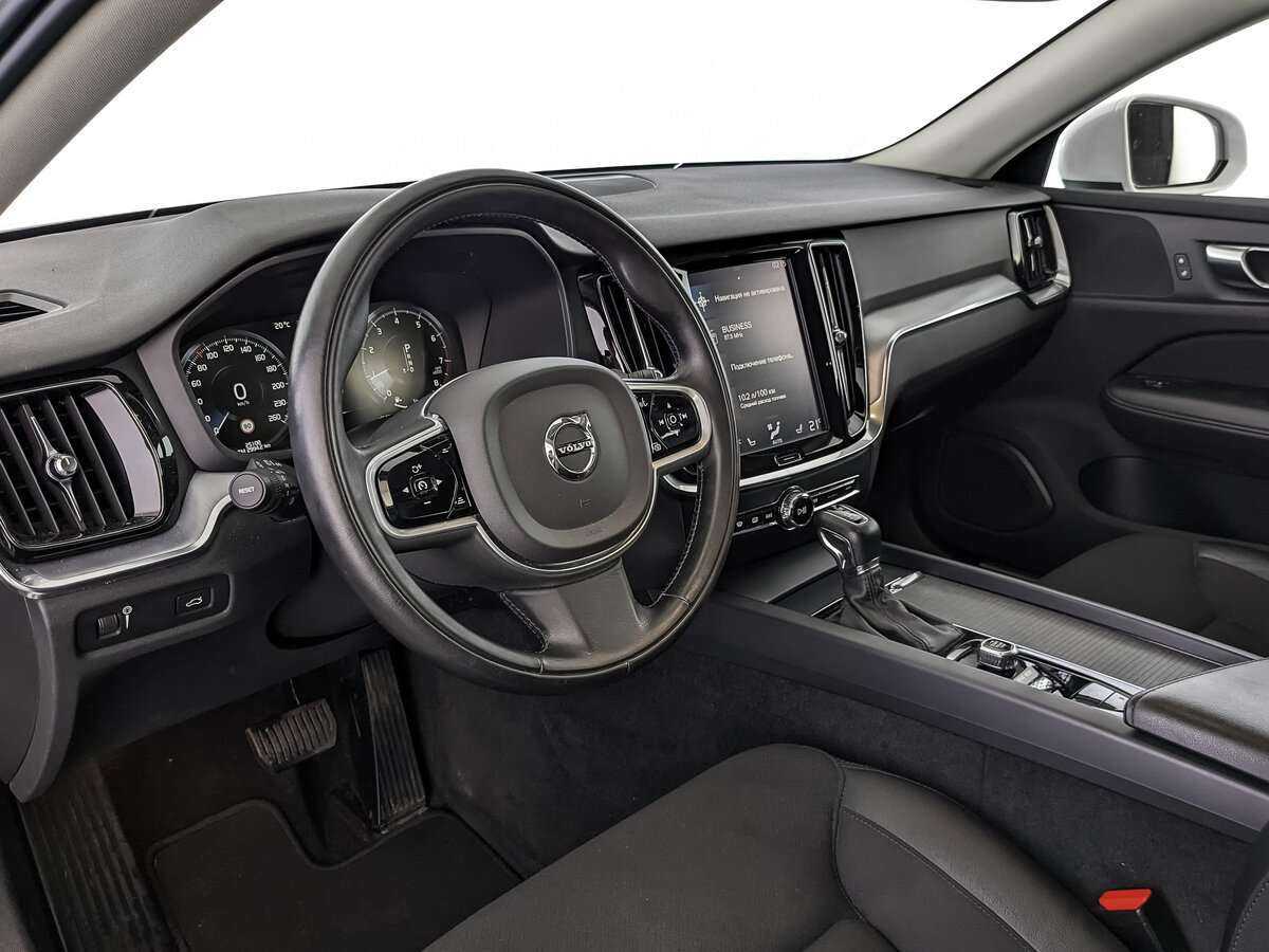 Volvo V60 Cross Country с пробегом — 2021 год. Фото: #9