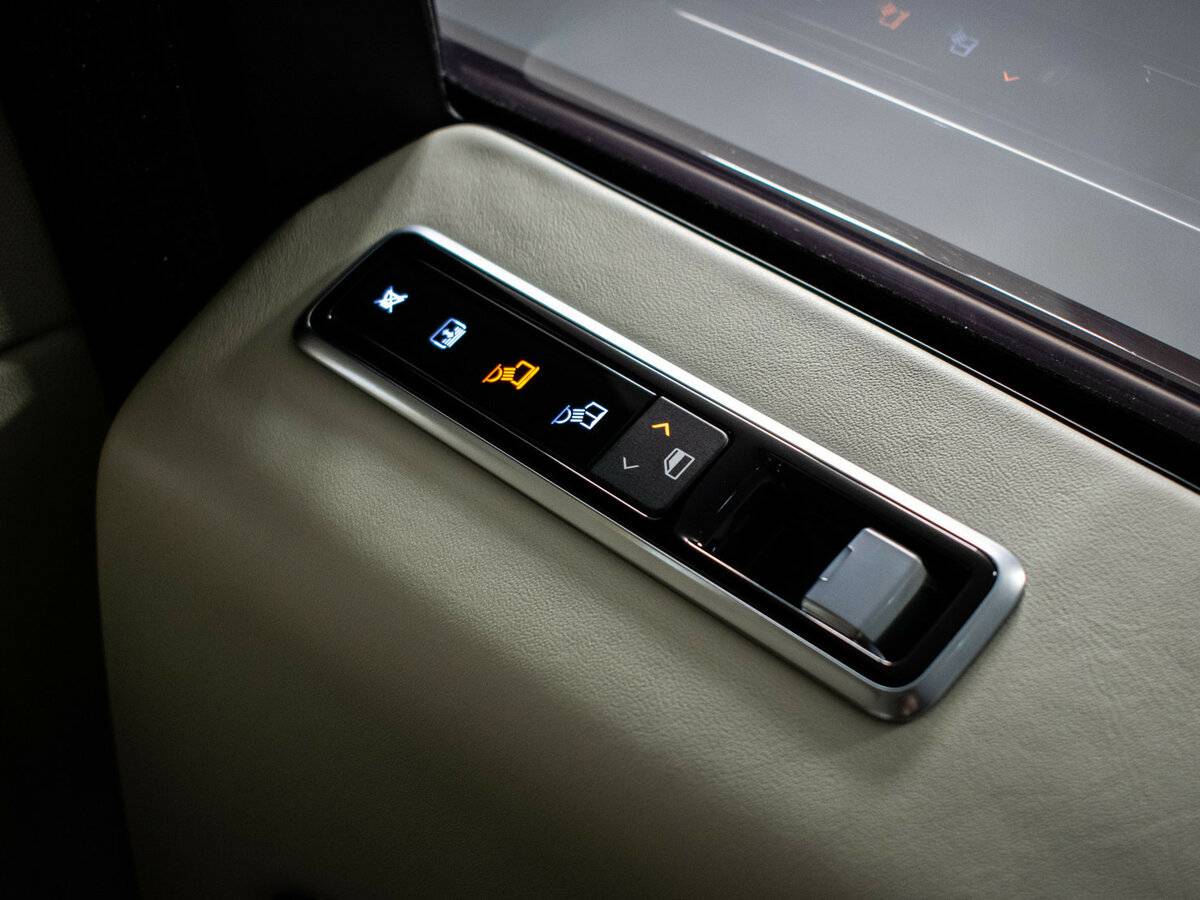 Land Rover Range Rover с пробегом — 2019 год. Фото: #23